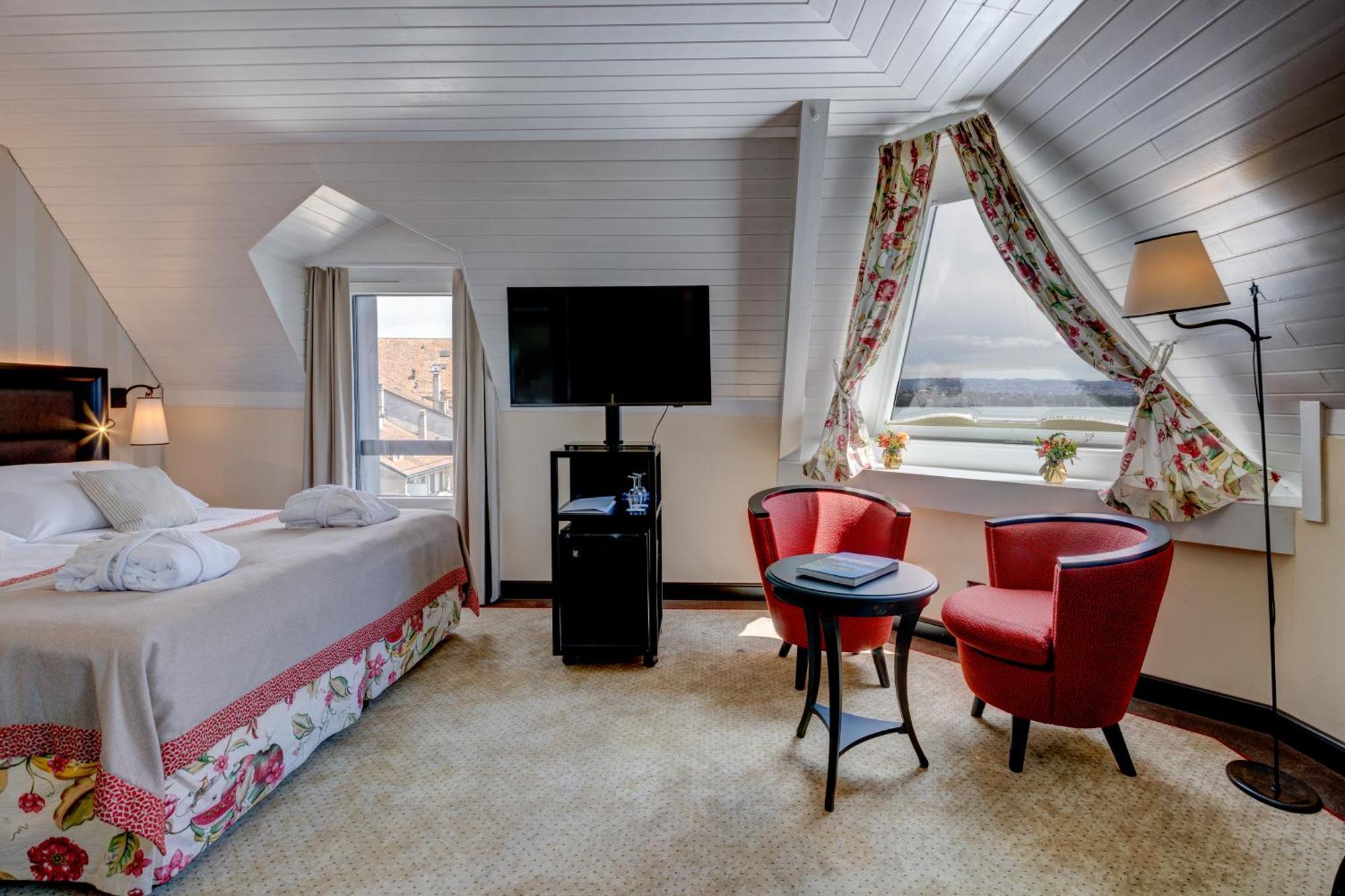 Romantik Hotel Mont Blanc au Lac Morges Exterior foto